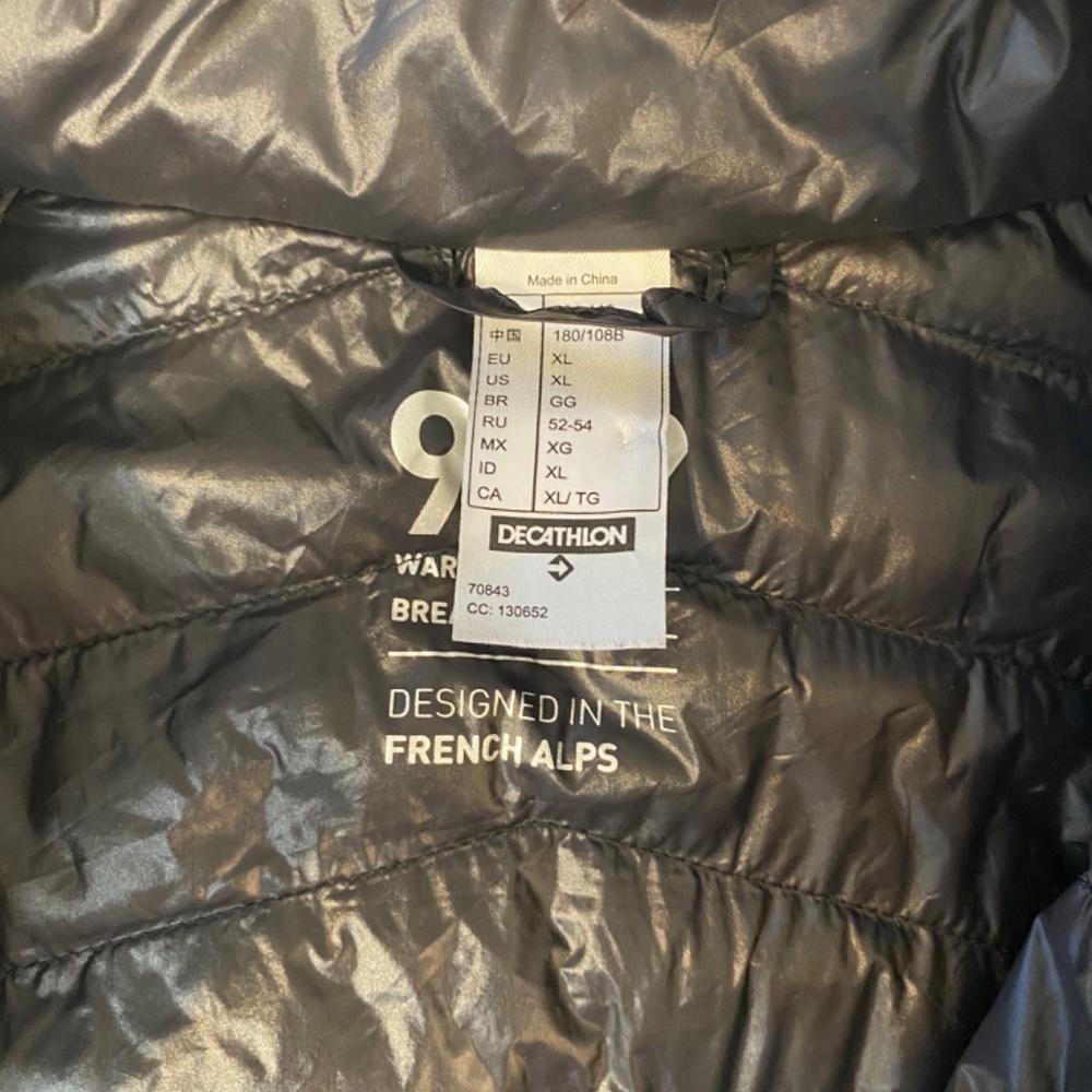 900 • Lightweight Athletic Performance Jacket - Picture 8 of 11